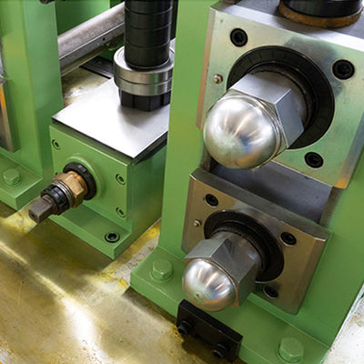 Nanyang's High Speed Pipe Making Machine 27400t Annual Output ERW Tube Mill Line for Easy Maintenance and Durability
